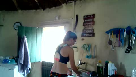 Snapshot of hornyhippies0080 chatting on 09.20.25 Nix  D online show from 09.20.25