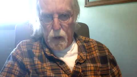 HornyInOhio9 online show from 04.19.26