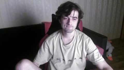 Snapshot of hornymorni chatting on 11.19.25 fergus online show from 11.19.25