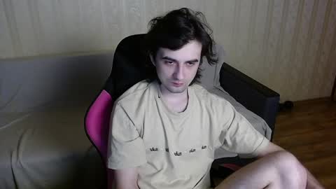 Snapshot of hornymorni chatting on 03.20.26 fergus online show from 03.20.26