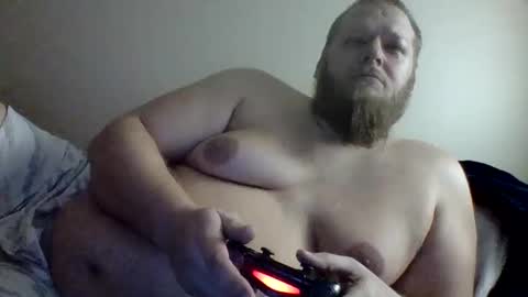 Snapshot of hornynccascade chatting on 12.18.25 hornynccascade online show from 12.18.25