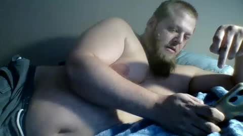 Snapshot of hornynccascade chatting on 12.19.25 hornynccascade online show from 12.19.25