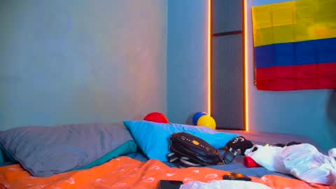 hornyshow1 online show from 05.26.26