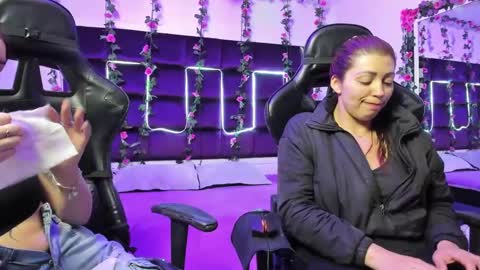 hornyy mom online show from 09.12.25