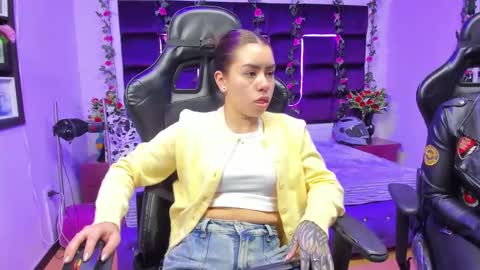 hornyy mom online show from 09.20.25