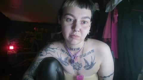 Snapshot of horror_circus chatting on 01.17.25 Messalina Horror online show from 01.17.25