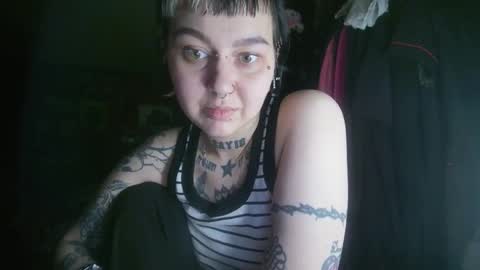 Snapshot of horror_circus chatting on 02.02.25 Messalina Horror online show from 02.02.25