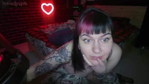 Snapshot of horror_circus chatting on 09.16.25 Messalina Horror online show from 09.16.25