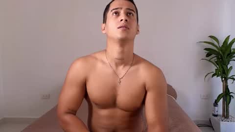 Snapshot of hot69temptation chatting on 12.03.25 Marcus Tatti online show from 12.03.25