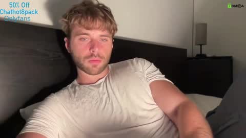 Snapshot of hot8pack01 chatting on 09.24.25 Edward aka Wolf online show from 09.24.25