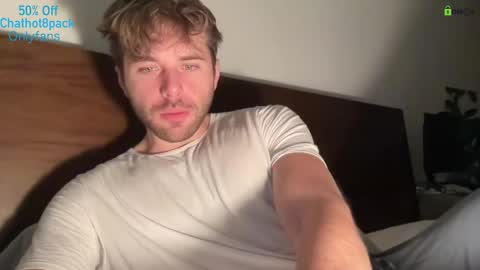 Snapshot of hot8pack01 chatting on 12.01.25 Edward aka Wolf online show from 12.01.25