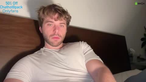 Snapshot of hot8pack01 chatting on 01.06.26 Edward aka Wolf online show from 01.06.26