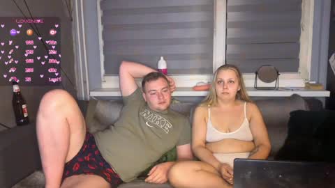 hot           couple online show from 03.20.26