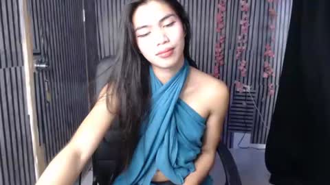 hot_chelly online show from 10.14.25