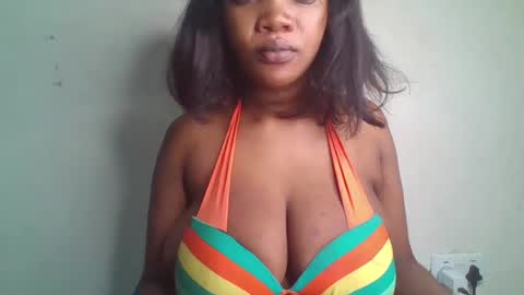 Snapshot of hot_choccoolate chatting on 07.13.26 Zarah online show from 07.13.26
