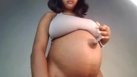 Snapshot of hot_choccoolate chatting on 07.22.26 Zarah online show from 07.22.26