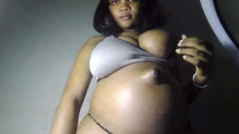 Snapshot of hot_choccoolate chatting on 07.24.26 Zarah online show from 07.24.26