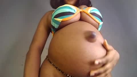Snapshot of hot_choccoolate chatting on 07.28.26 Zarah online show from 07.28.26