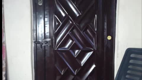 Snapshot of hot_choco2 chatting on 09.13.25 Coco online show from 09.13.25