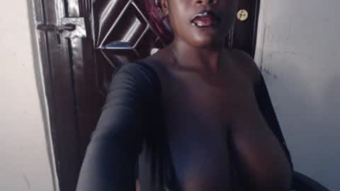 Snapshot of hot_choco2 chatting on 10.20.25 Coco online show from 10.20.25