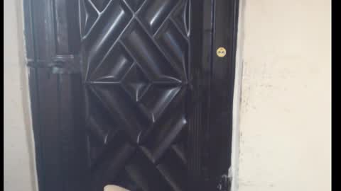 Snapshot of hot_choco2 chatting on 11.10.25 Coco online show from 11.10.25