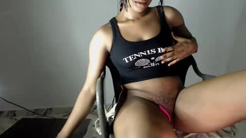 Snapshot of hot_chocoxxxx chatting on 02.18.25 sonia  mis choco online show from 02.18.25