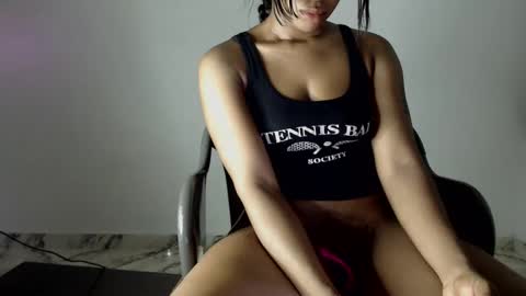 Snapshot of hot_chocoxxxx chatting on 02.24.25 sonia  mis choco online show from 02.24.25