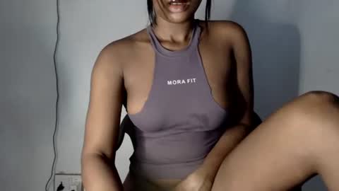 Snapshot of hot_chocoxxxx chatting on 10.16.25 sonia  mis choco online show from 10.16.25