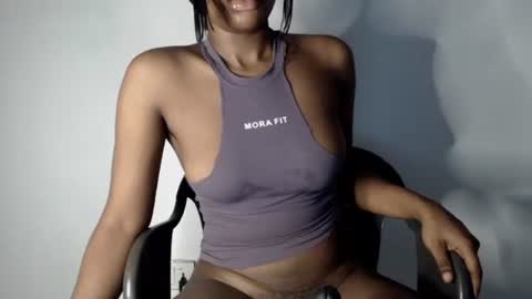 Snapshot of hot_chocoxxxx chatting on 10.20.25 sonia  mis choco online show from 10.20.25