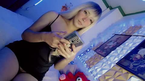 Snapshot of hot_claudia69 chatting on 02.28.25 its me CLAUDIA online show from 02.28.25