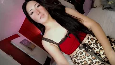 its me CLAUDIA online show from 03.27.26