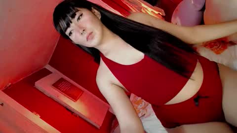 its me CLAUDIA online show from 04.01.26