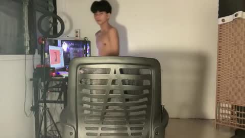 Snapshot of hot_cuteboy02 chatting on 09.09.25 Kim online show from 09.09.25