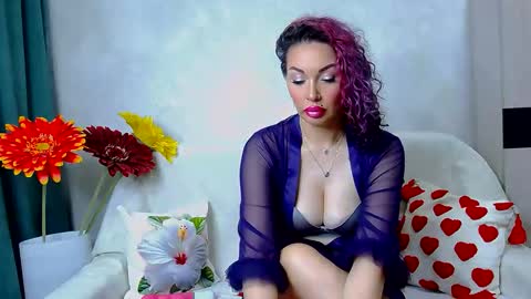 Snapshot of hot_darina chatting on 03.26.26 Darina online show from 03.26.26