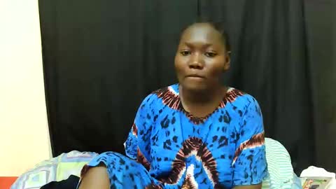 Snapshot of hot_darling95 chatting on 01.07.26 Milly online show from 01.07.26