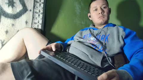 hot_guy36 online show from 12.16.25