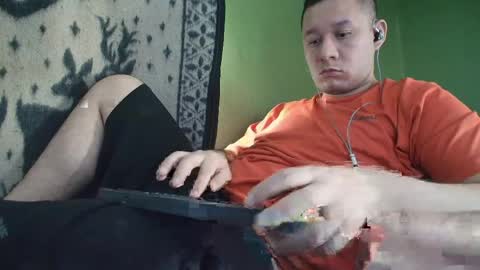 Snapshot of hot_guy36 chatting on 05.11.26 hot_guy36 online show from 05.11.26