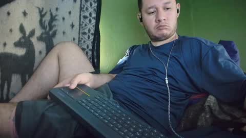Snapshot of hot_guy36 chatting on 05.24.26 hot_guy36 online show from 05.24.26