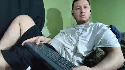 Snapshot of hot_guy36 chatting on 07.26.26 hot_guy36 online show from 07.26.26