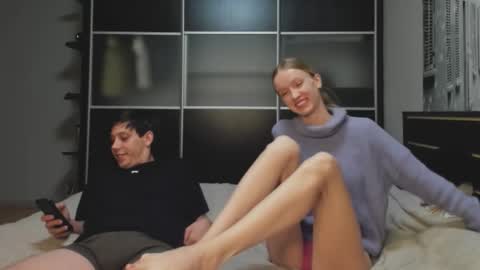 Snapshot of hot_ho chatting on 09.18.25 Angel and Max FANSLY - hot ho online show from 09.18.25