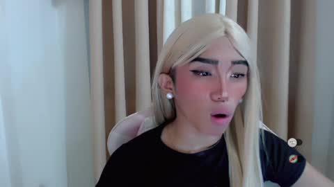 Snapshot of hot_khianna chatting on 07.14.26 Khianna online show from 07.14.26