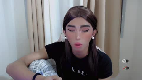 Snapshot of hot_khianna chatting on 07.22.26 Khianna online show from 07.22.26