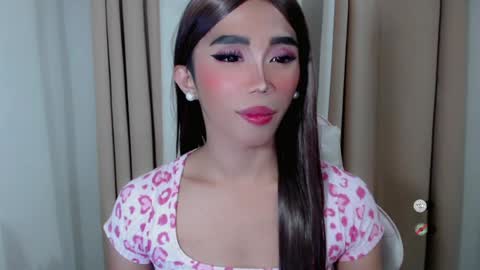 Snapshot of hot_khianna chatting on 07.24.26 Khianna online show from 07.24.26