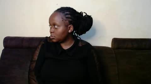 Linah online show from 11.02.25