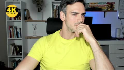 Snapshot of hot_martin25 chatting on 01.05.25 Martin online show from 01.05.25