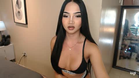 hot_nikki69 online show from 05.04.26