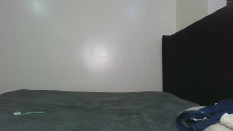 Snapshot of hot_petite1 chatting on 03.26.26 Hot petite online show from 03.26.26