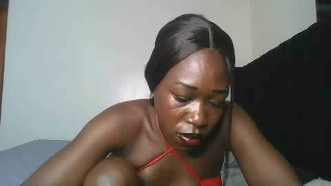 Snapshot of hot_petite1 chatting on 04.05.26 Hot petite online show from 04.05.26