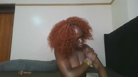 Snapshot of hot_petite1 chatting on 04.13.26 Hot petite online show from 04.13.26