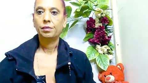 hot queen online show from 06.22.26